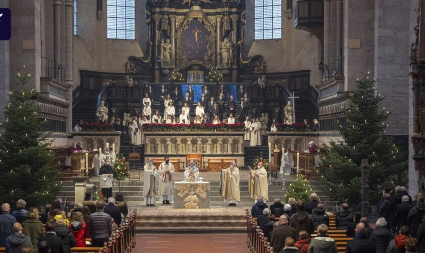 Gottesdienst an Weihnachten: So verhalten Sie sich in der Kirche angemessen