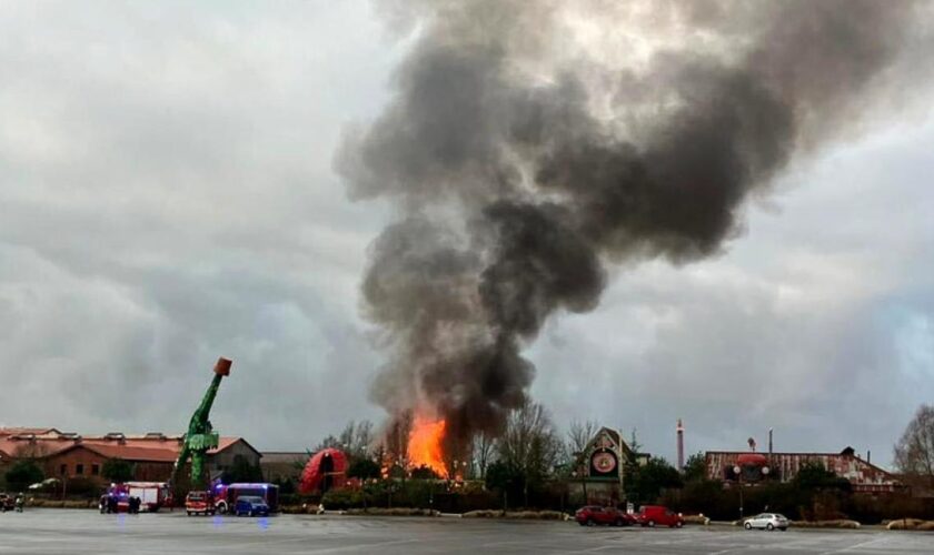 Brand in „Karls Erlebnis-Dorf“