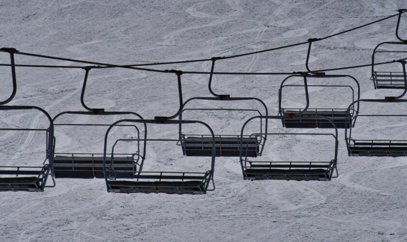 Hautes-Alpes : au SuperDévoluy, 240 skieurs évacués par hélicoptère après une panne de télésiège