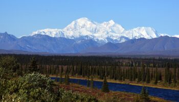 Trump pledges ditching Denali in favor of Mt. McKinley, but Alaska senators pan plan: 'Awful idea'