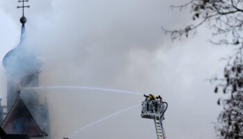 Feuer in Münchner Seniorenheim – Einsatzkräfte melden sieben Verletzte