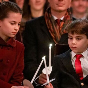 Princess Charlotte's hidden gesture in Christmas card photo shows true feelings on Kate's cancer journey