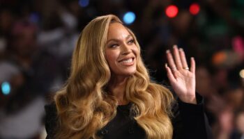 Beyoncé trolls Netflix over buffering issues ahead of NFL Christmas Gameday halftime show