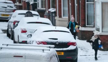 UK snow maps show exact date huge 550-mile wall to blanket Britain and make country barely visible