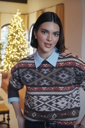 Kendall Jenner leaves fans pleasantly surprised by ‘chic’ decor in $8.5m home tour