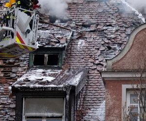 München: 15 Menschen bei Brand in Seniorenheim verletzt