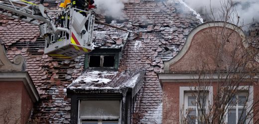 München: 15 Menschen bei Brand in Seniorenheim verletzt