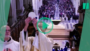 Notre-Dame de Paris a fait salle comble pour la première messe de Noël depuis l’incendie