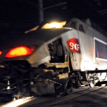 SNCF : après les retards des TGV le soir du réveillon de Noël, ce que l’on sait de « l’accident de personne » en cause