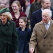 Royals spazieren gemeinsam zum traditionellen Gottesdienst