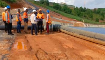 Côte d’Ivoire : derrière la nouvelle ruée vers l’or, «l’eau noire» qui empoisonne les espoirs d’une vie meilleure