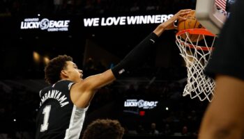 NBA : Wembanyama donne tout face aux Knicks, mais les Spurs s’inclinent