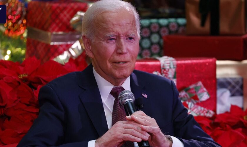 Liveblog zur US-Wahl 2024: Biden ruft an Weihnachten auf, Trump verspottet Obama