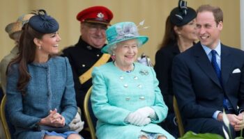 Kate Middleton's worry over personal present for Queen