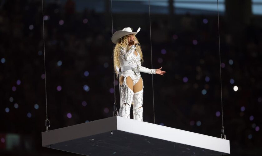 How much was Beyoncé paid to perform Netflix’s NFL Christmas Day halftime show?