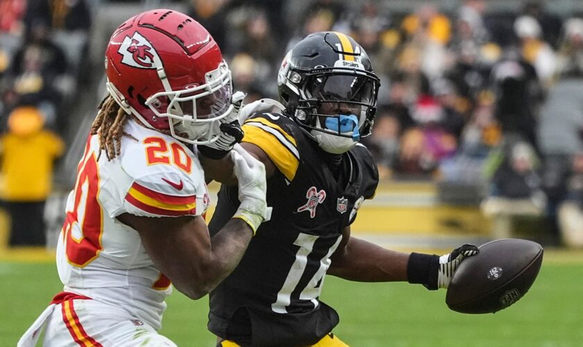 Steelers' George Pickens raises eyebrows over postgame handshakes with Chiefs stars