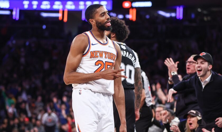 Knicks' Mikal Bridges outduels Spurs' Victor Wembanyama; Knicks hold on for narrow victory