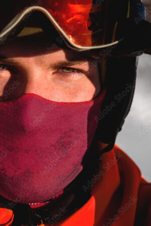 Vous allez skier pendant les fêtes ? N'oubliez pas cet essentiel dans votre valise pour éviter une maladie douloureuse