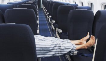 25 Tipps, wie man Fettnäpfchen im Flugzeug vermeidet