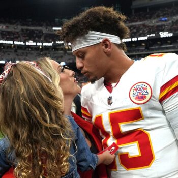 Patrick Mahomes reveals crucial promise that was fulfilled as Chiefs grab No. 1 seed in playoffs