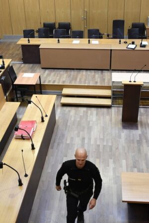 C'est la première fois qu'un dossier terroriste est examiné par une cour d'assises des mineurs spécialement constituée de magistrats professionnels