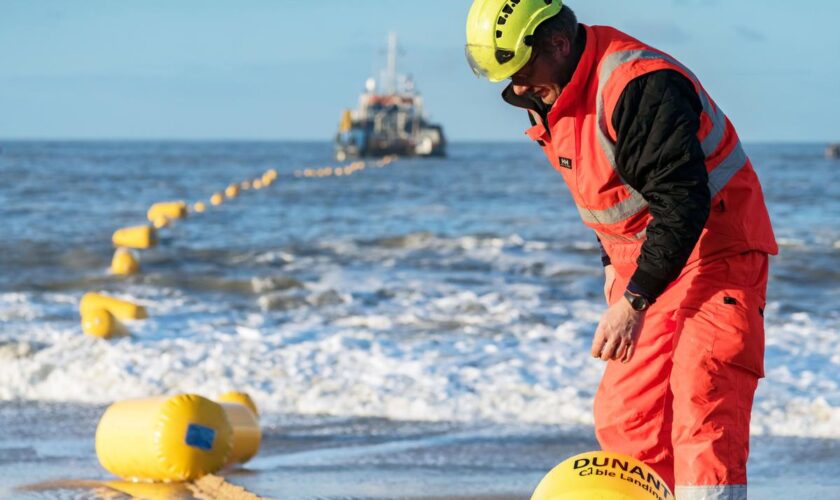 Panne d’un câble en mer Baltique : l’UE va proposer des sanctions contre « la flotte fantôme russe »