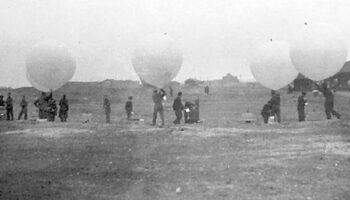 Plus de 99.000 ballons à l'assaut de l'Allemagne nazie, l'opération gonflée de l'armée britannique