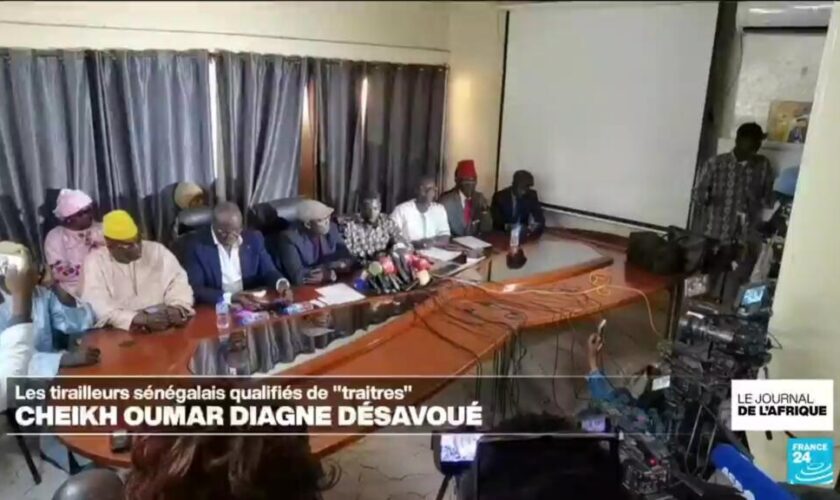 Au Sénégal, un ministre qualifie de "traitres" les tirailleurs, le gouvernement s'insurge