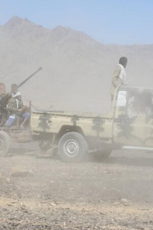 Au Yémen, des raids contre l’aéroport de Sanaa et d’autres sites aux mains des rebelles, l’armée israélienne dit avoir frappé des « cibles militaires »