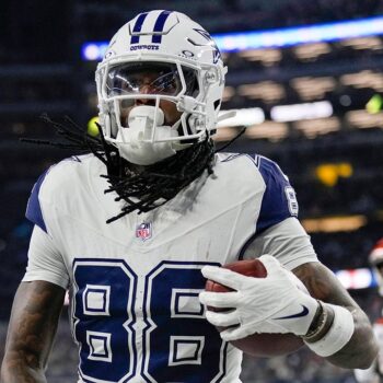 Cowboys shut down star CeeDee Lamb for rest of season due to shoulder injury