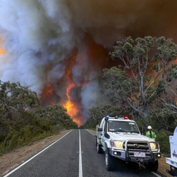 Les images de l’important incendie qui fait rage dans le sud-est de l’Australie