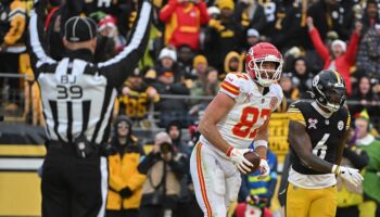 Chiefs great Tony Gonzalez vows to pay Travis Kelce's fine after record-breaking touchdown