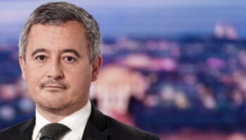 Le nouveau garde des Sceaux Gérald Darmanin sur le plateau de TF1 près de Paris le 26 décembre 2024