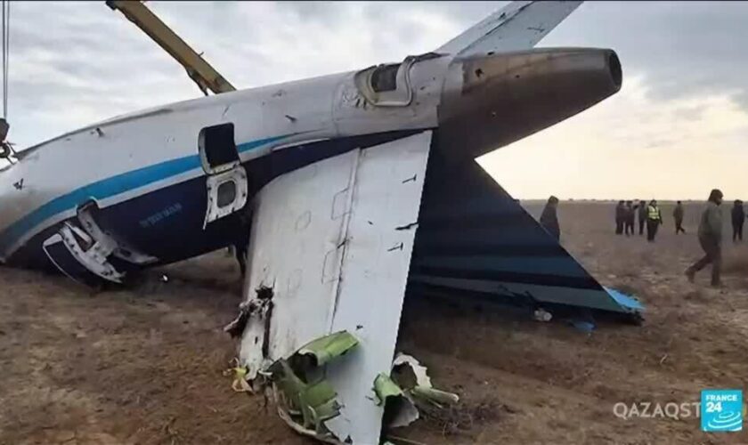 Kazakhstan : la piste du missile russe pour expliquer le crash d'avion