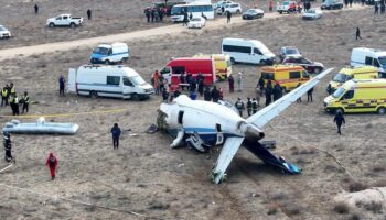 Le crash d'un avion au Kazakhstan dû à une "interférence externe", selon l'enquête