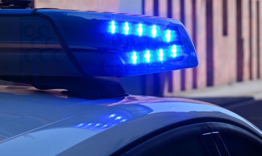 Polizeieinsatz: Messer-Angriff in Obdachlosenheim – Mann schwer verletzt