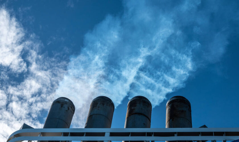 La baisse des émissions de gaz à effet de serre patine en France, TVA sur les chaudières gaz à 10 %, un nouveau président destitué en Corée du Sud… L’actu de ce vendredi matin