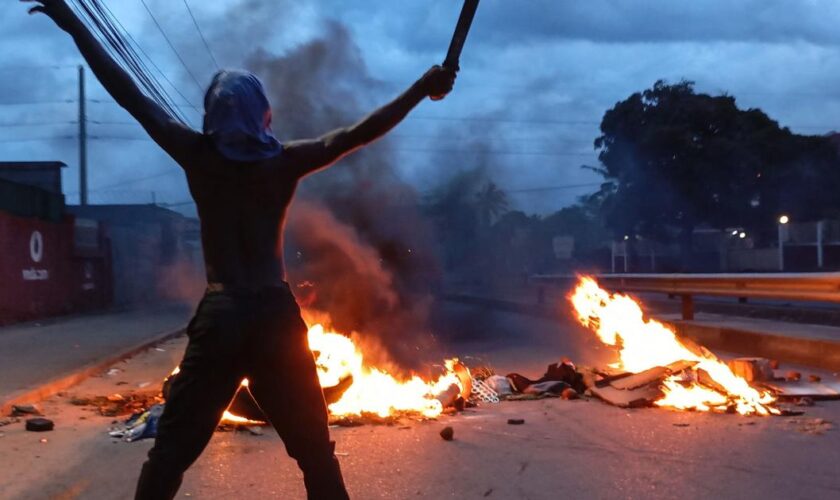 Mozambique : les images de l’évasion de plus de 1 500 détenus d’une prison de haute sécurité