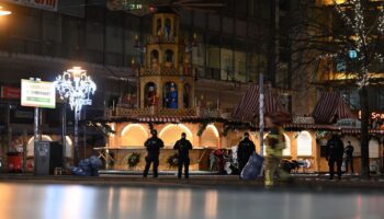 Nach dem Anschlag bittet Magdeburgs Oberbürgermeisterin darum, auf Feuerwerk zu verzichten? (Archivbild) Foto: Hendrik Schmidt/d