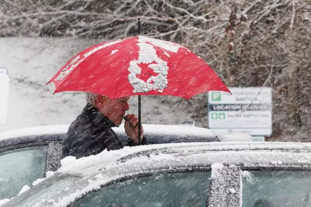 Met Office reveals exactly where in UK 'rain will turn to snow' in New Year