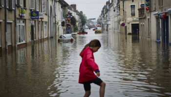 Catastrophes climatiques : au lieu de lutter en amont contre le dérèglement, nous écopons en aval