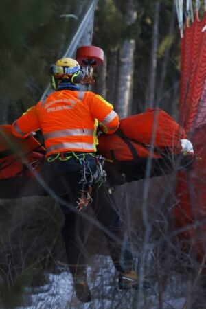 Schlimmer Sturz in Bormio: Ski-Star Sarrazin auf Intensivstation