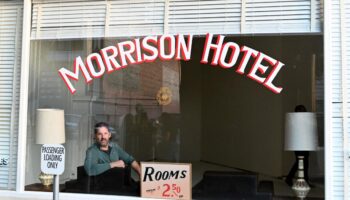 „Morrison Hotel“ von den Doors – Legendäres Gebäude geht in Flammen auf