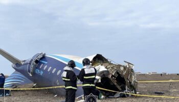 Crash d’avion au Kazakhstan : enquête, « interférence externe », réactions… Le point sur les dernières informations