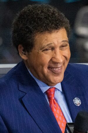 Longtime sports anchor, announcer Greg Gumbel dies at 78