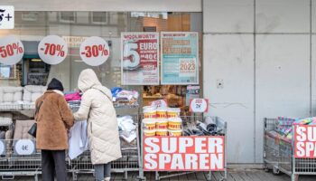 Warum Billigketten wie Woolworth und Action boomen