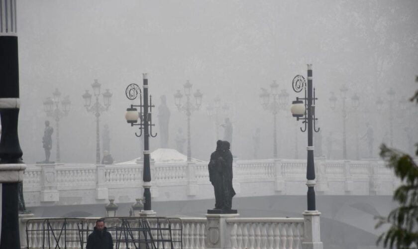 Macédoine du Nord : manifestation contre la pollution de l’air à Skopje, l’une des villes les plus exposées d’Europe