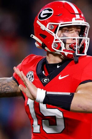 Georgia quarterback Carson Beck declares for NFL Draft after undergoing elbow surgery