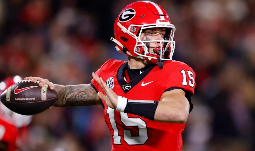 Georgia quarterback Carson Beck declares for NFL Draft after undergoing elbow surgery