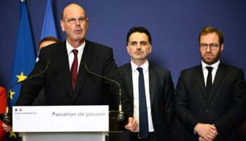 Budget 2025 : Éric Lombard invite tous les partis à Bercy, y compris le Rassemblement national